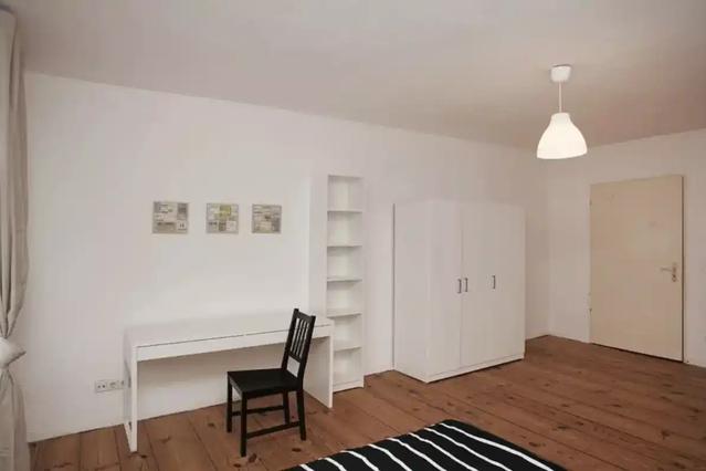 Private Room (10.5 Sqm)