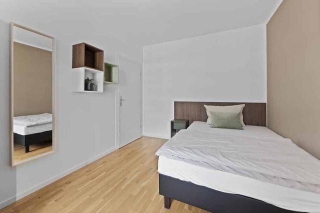 Private Room (MO.21.2) 