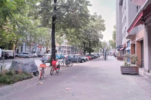 Room in 3 Bed 1 Bath