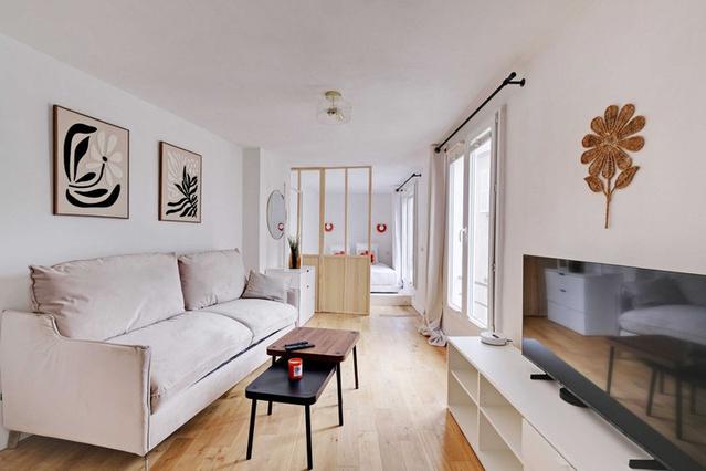 Paris şehrinde 1 oda