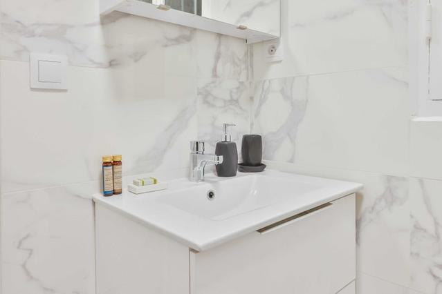 Appartement 1 pièce à Paris