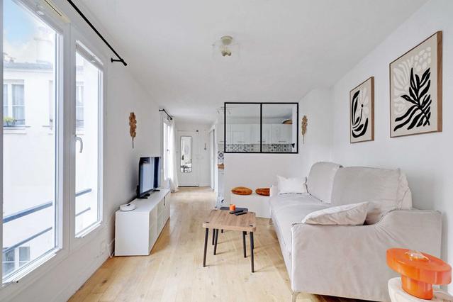 Paris şehrinde 1 oda