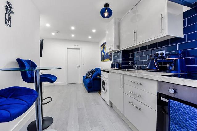 1 室户公寓 位于 London