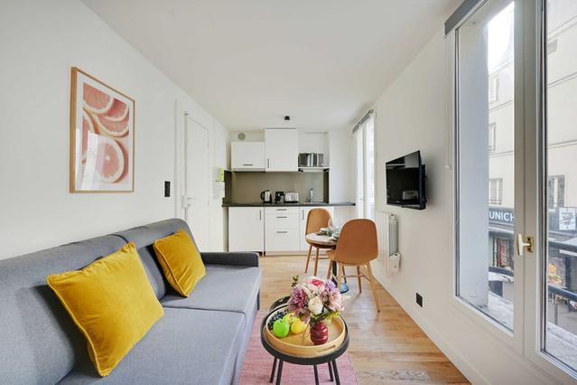 Paris şehrinde 1 oda