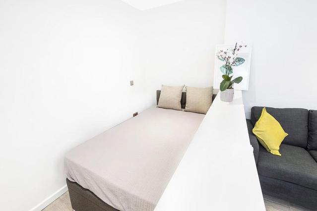 1 室户公寓 位于 London