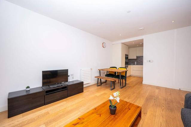 1 室户公寓 位于 London