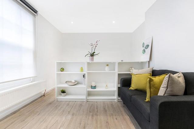 1 室户公寓 位于 London