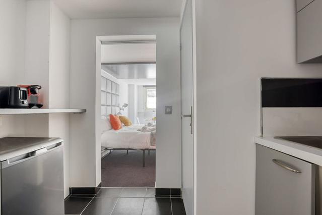 Appartement 1 pièce à Paris