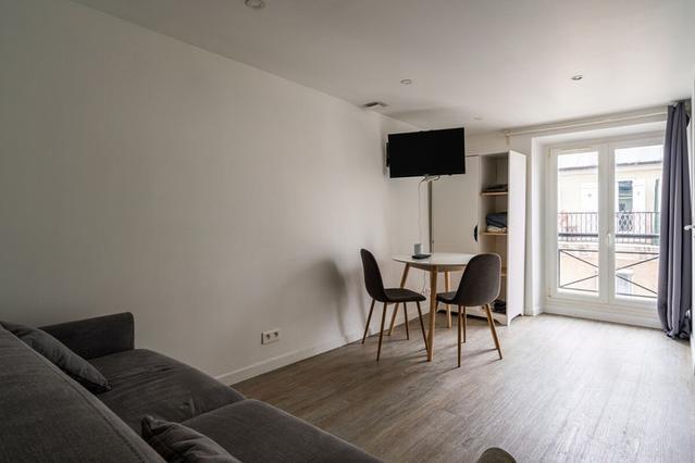 Appartement 1 pièce à Paris