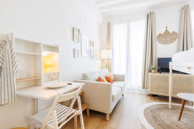 Rue Jean-Jacques Rousseau