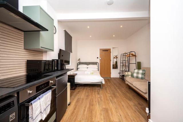 Croydon şehrinde 1 oda