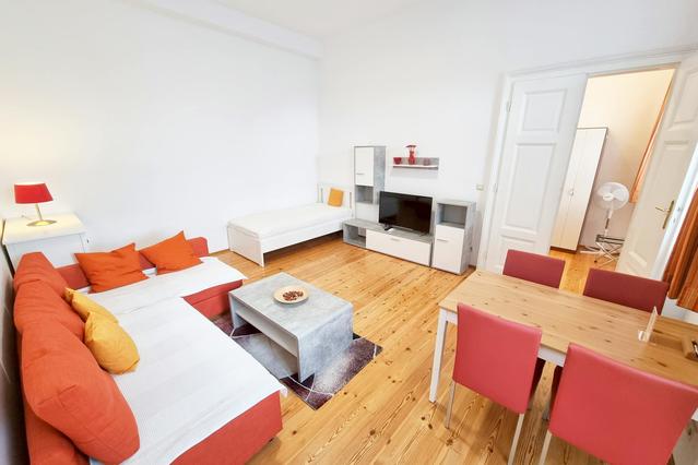 Große Mohrengasse, Vienna