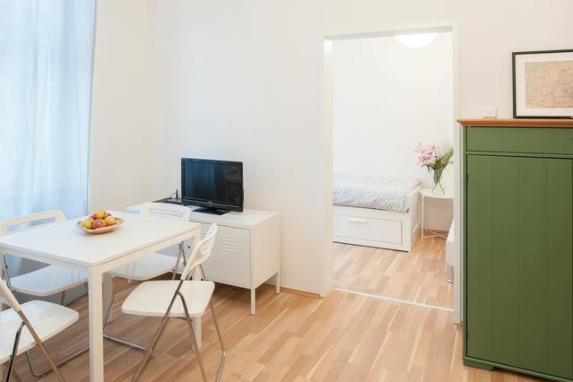 Wilhelminenstraße, Vienna