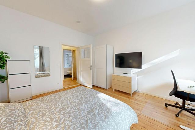 Kastanienallee, Berlin