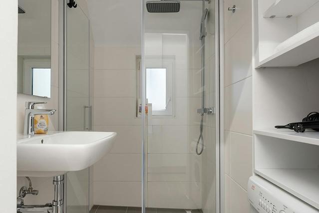 Untere Donaustraße, Vienna