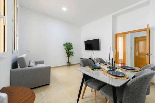 1 室户公寓 位于 Calle de las Infantas, Centro