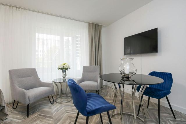 Studio in Straßburger Straße, Prenzlauer Berg