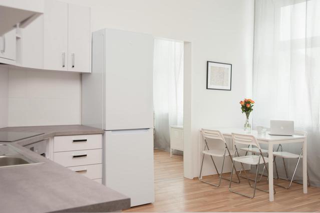 Wilhelminenstraße, Vienna