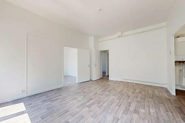 Piso de 1 habitación en Rue Rabelais, Centre Ville-Peuple-Chavanelle