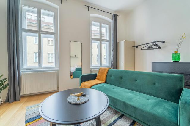 Studio in Salzachstraße, Brigittenau