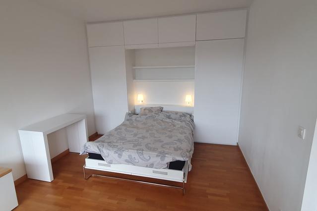 Studio in Clos du Parnasse, Ixelles