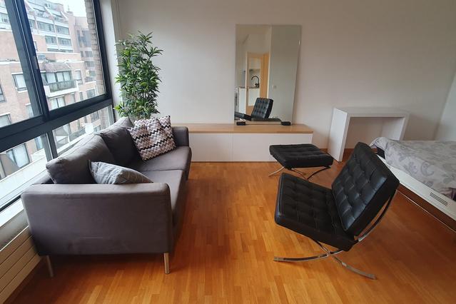 Studio in Clos du Parnasse, Ixelles