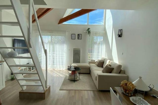 Appartement 1 pièce à Rue Richambre, 