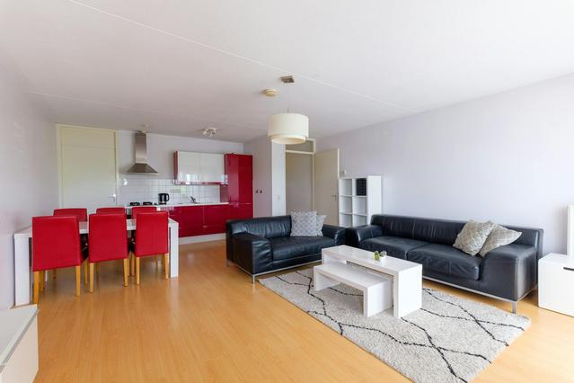 1-Zimmer Wohnung in Bart Poesiatstraat, Amsterdam Nieuw-West