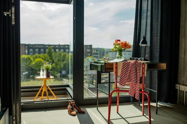 Stralsunder Straße, Mitte şehrinde 1 Stüdyo