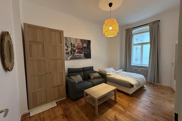 Reuterstraße, Neukölln şehrinde 1 Stüdyo
