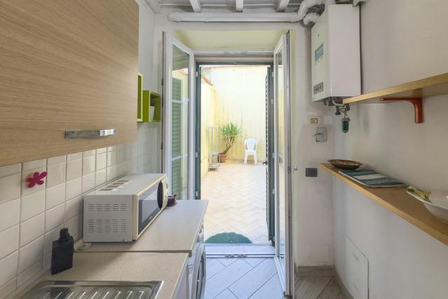 1-Zimmer Wohnung in Via Faenza, Centro Storico