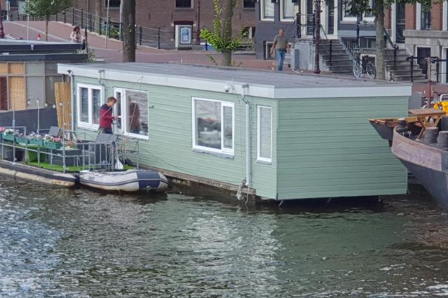 1 комнатная квартира по адресу Amstel, Amsterdam-Centrum