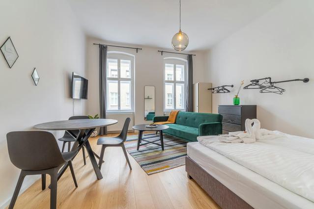 Studio in Salzachstraße, Brigittenau