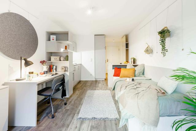 Studio in Köpenicker Straße, Mitte