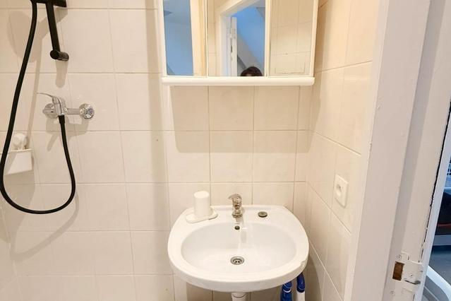 1 室户公寓 位于 Rue Maria Malibran, Ixelles