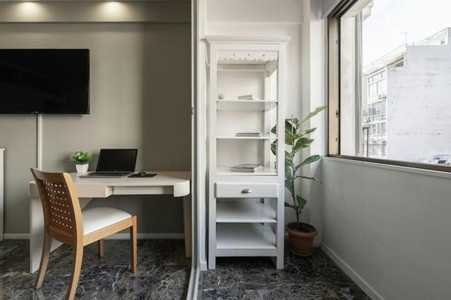 1 комнатная квартира по адресу Agias Sofias, Thessaloniki