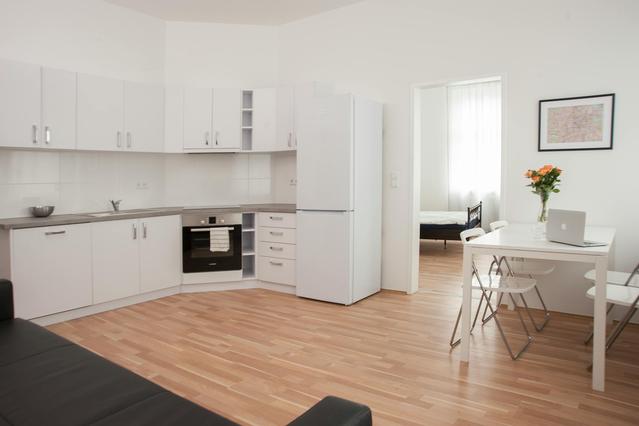 Wilhelminenstraße, Vienna