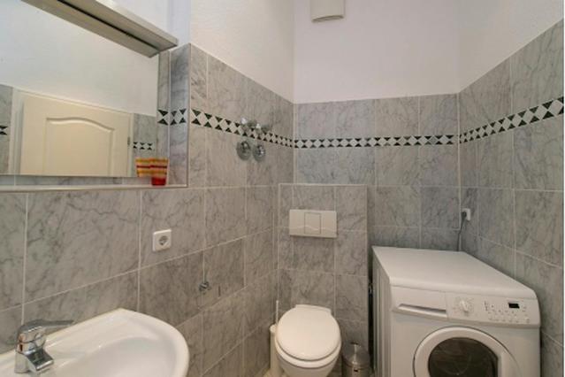 Inselstraße, Berlin