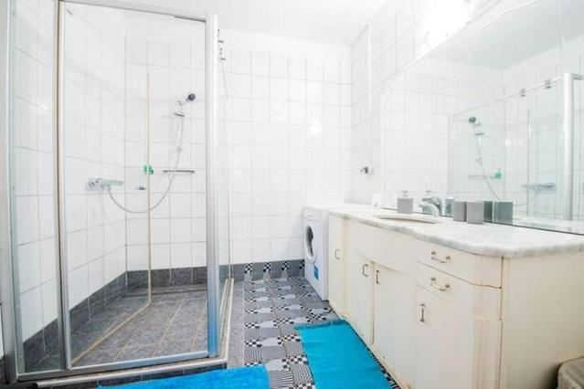 Radingerstraße, Vienna