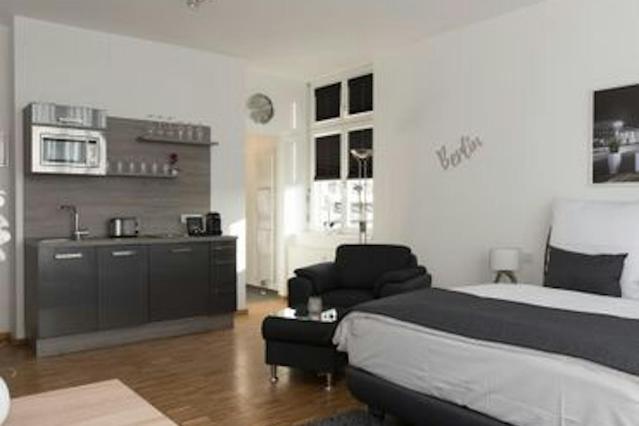 Brunnenstraße, Berlin