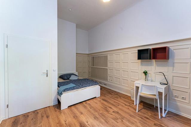 Um quarto em Köpenicker Straße, Mitte