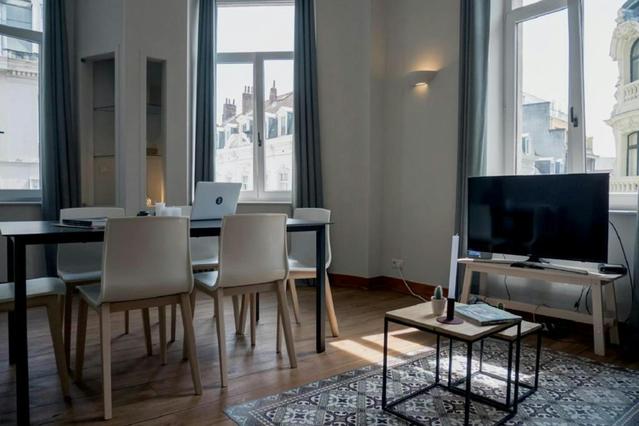 Rue Grétry, Brussels