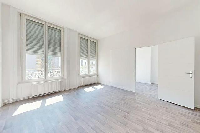 Piso de 1 habitación en Rue Rabelais, Centre Ville-Peuple-Chavanelle