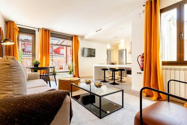 Piso de 1 habitación en Calle de Jesús y María, Centro