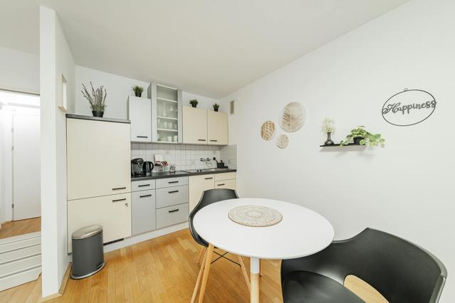 Hermanngasse, Vienna