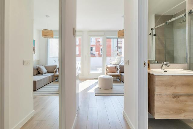 Studio in Calle de Teruel, Tetuán