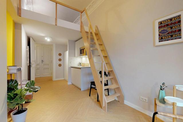 Estudio en Weinbergsweg, Mitte