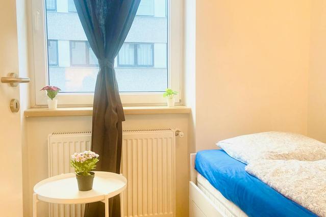 Wilhelminenstraße, Vienna