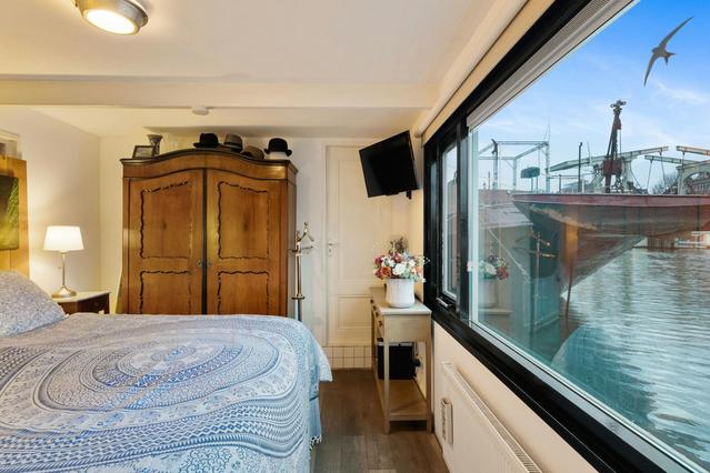 1 комнатная квартира по адресу Amstel, Amsterdam-Centrum