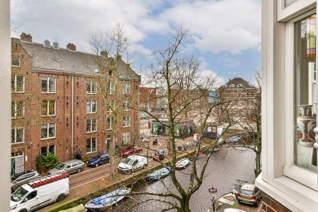Bright 1-Bedroom Canal Apartment in the Jordaan